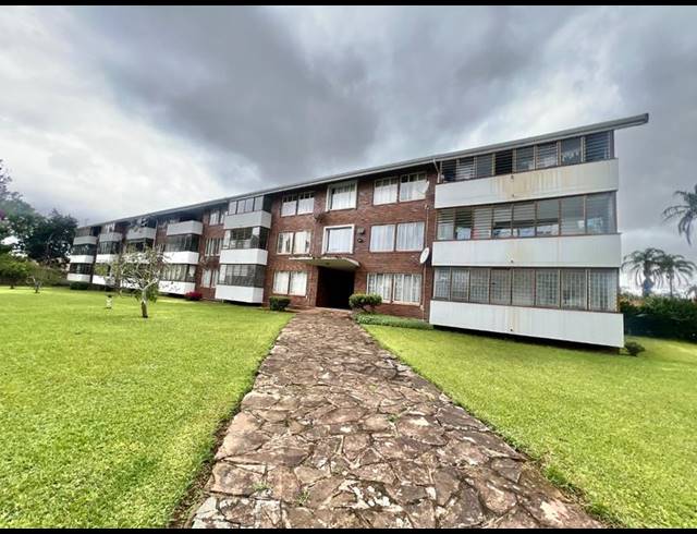 3 BEDROOM APARTMENT FOR SALE IN PELHAM